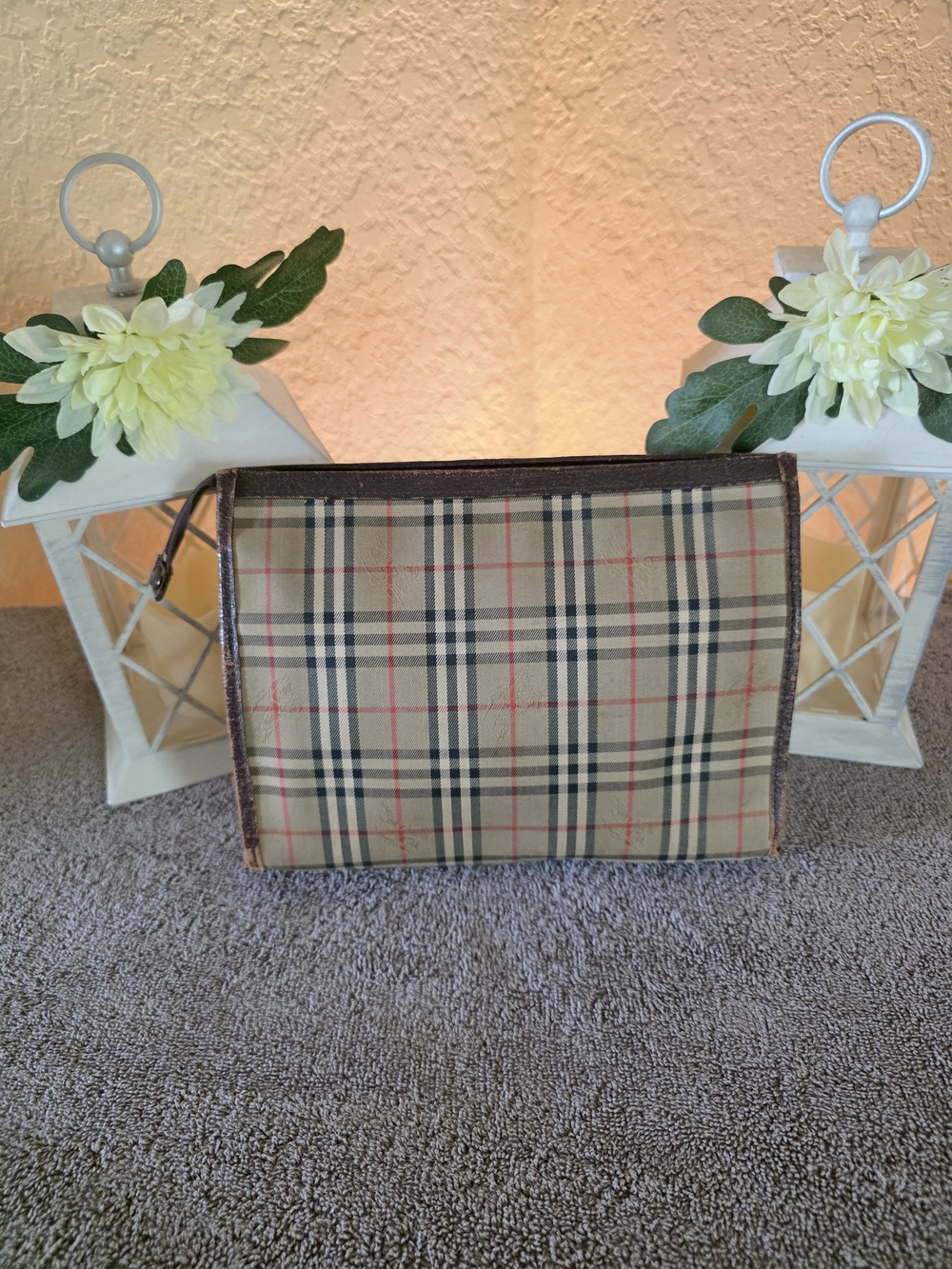 Burberry Beige Plaid Toiletry Pouch with Brown Leather Flap - Picture 2 of 7